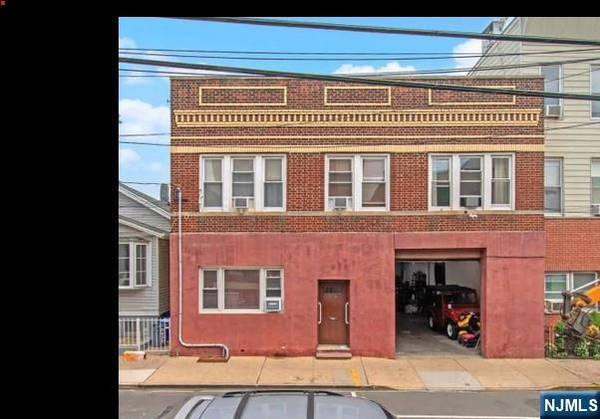 530 57th ST, West New York, NJ 07093