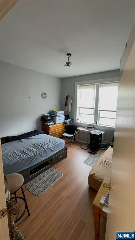 Wallington, NJ 07057,74 Wallington AVE #2