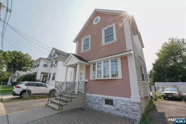 Paterson, NJ 07502,25-27 Rossiter AVE
