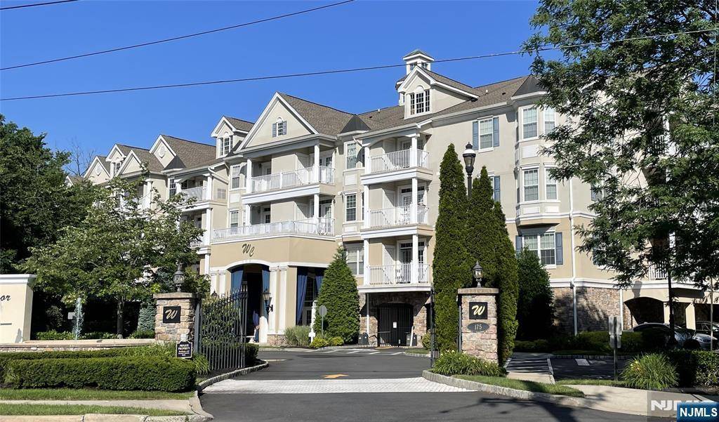 175 Rochelle AVE #124, Rochelle Park, NJ 07662