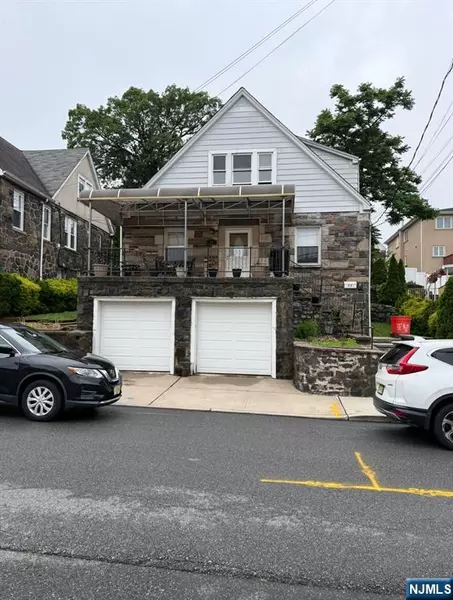 25 Glen ST #2, Cliffside Park, NJ 07010