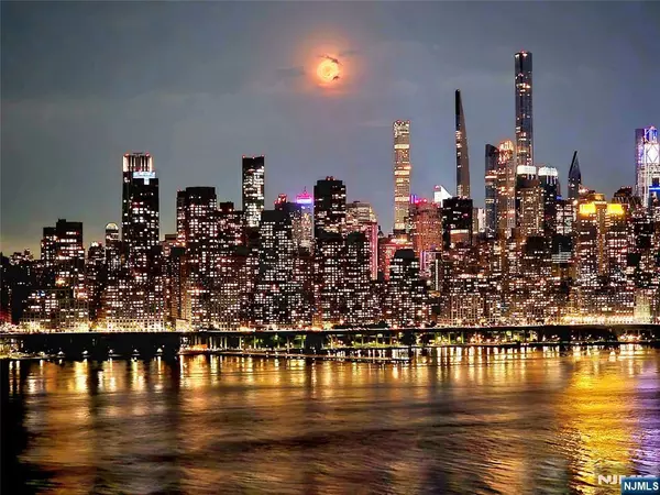West New York, NJ 07093,6600 JFK Blvd E #23L