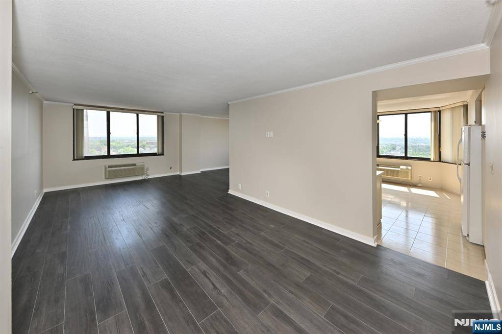 Hackensack, NJ 07601,316 Prospect AVE #9E
