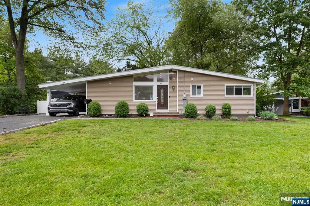 Englewood, NJ 07631,143 Belmont ST
