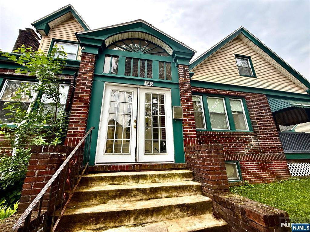 Irvington, NJ 07111,143 W Allen ST