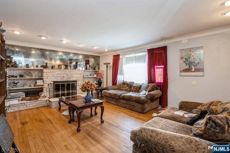 Belleville, NJ 07109,118-120 Nolton
