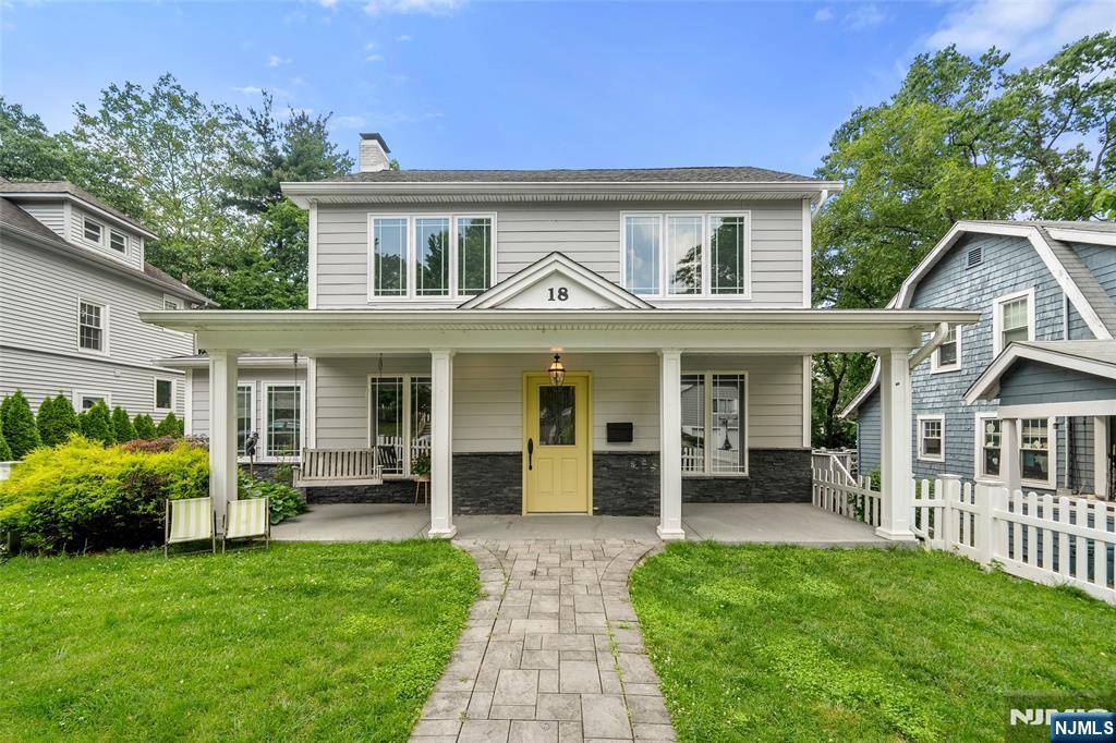 18 Hawthorne TER, Leonia, NJ 07605