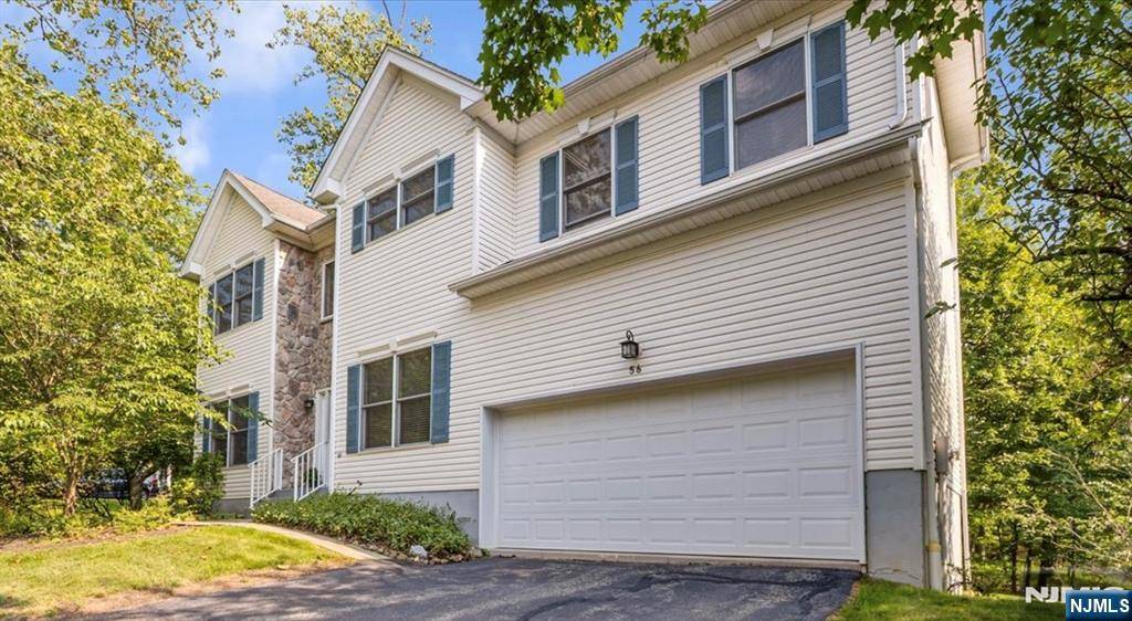 West Orange, NJ 07052,56 CRYSTAL AVE