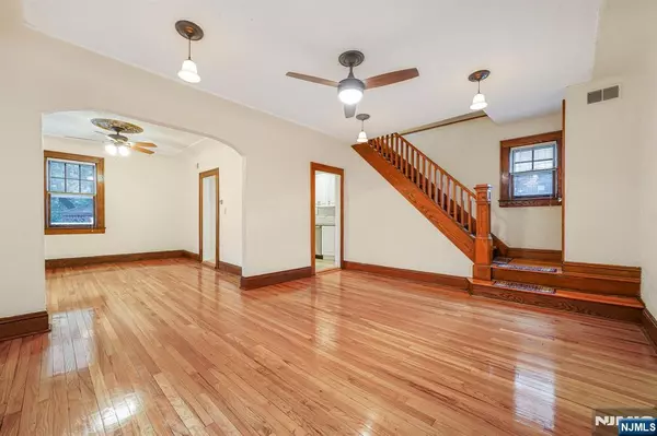 Nutley, NJ 07110,103 Cedar ST