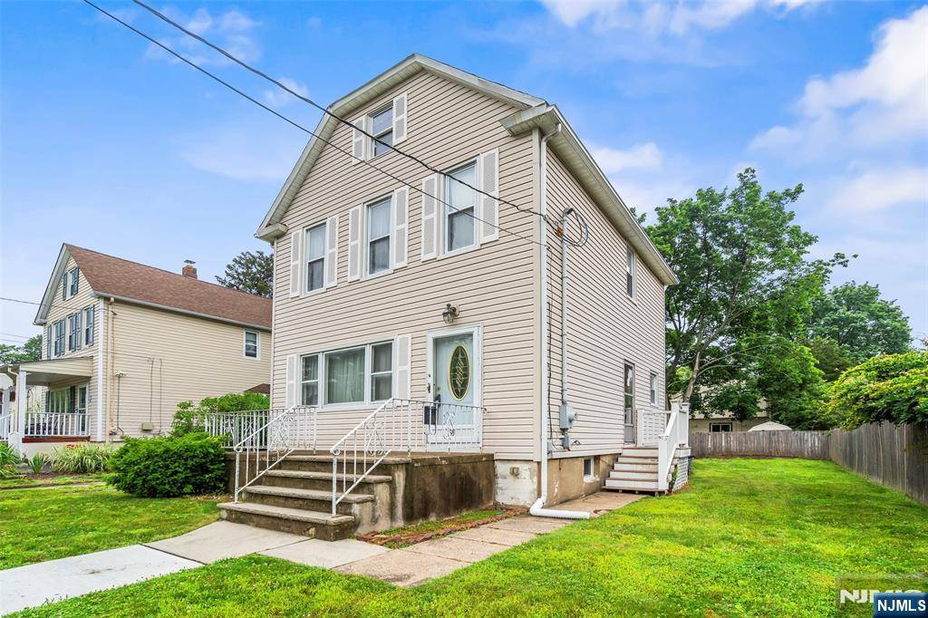 59 Washington AVE, Maywood, NJ 07607