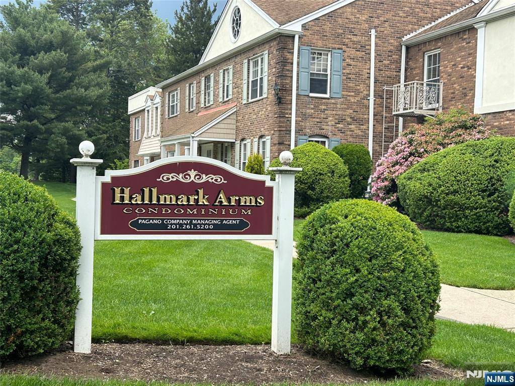 Oradell, NJ 07649,590 Center #2