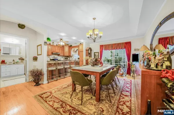 Newark, NJ 07105,129 Niagara ST