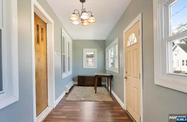 Little Falls, NJ 07424,30 Zeliff AVE