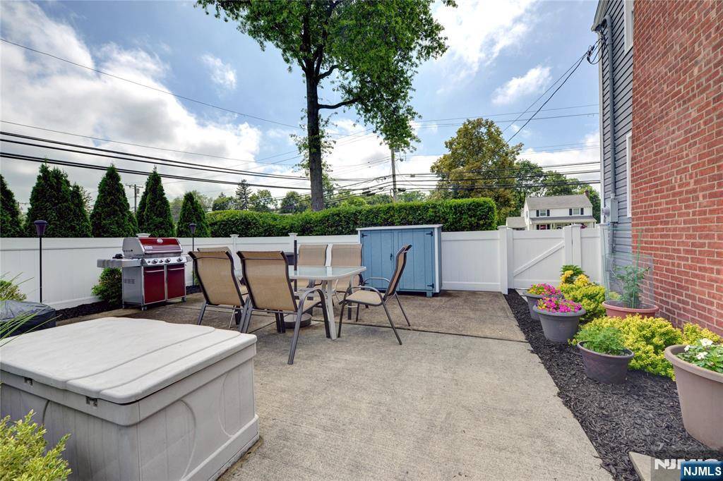 Pequannock Township, NJ 07444,306 Boulevard