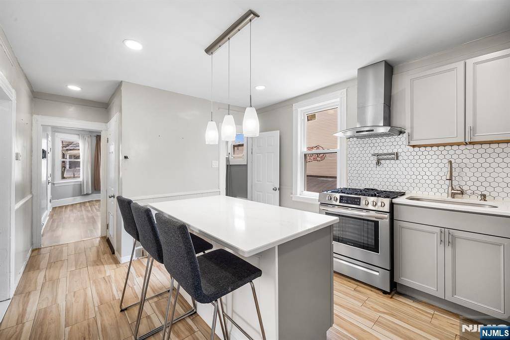 Paterson, NJ 07522,65 North 8th
