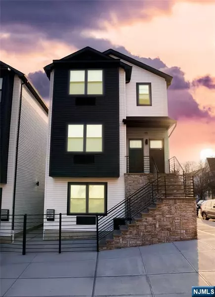 55 Haledon AVE, Paterson, NJ 07522