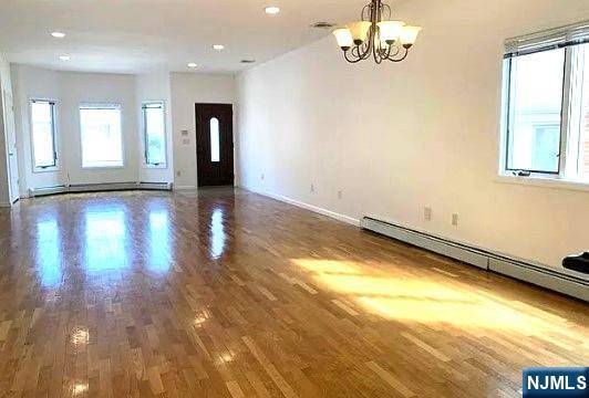 Palisades Park, NJ 07650,531A 2nd ST #A