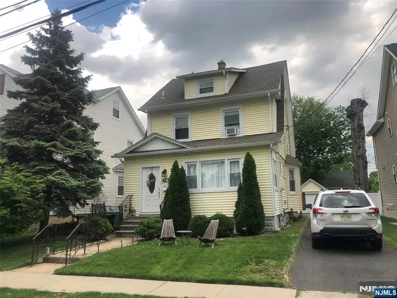 423 Cherry ST, Roselle Park, NJ 07204