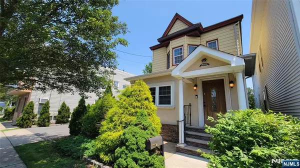 113 Wallington AVE, Wallington, NJ 07057