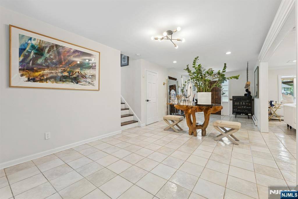 Fairfield, NJ 07004,3 Martin PL