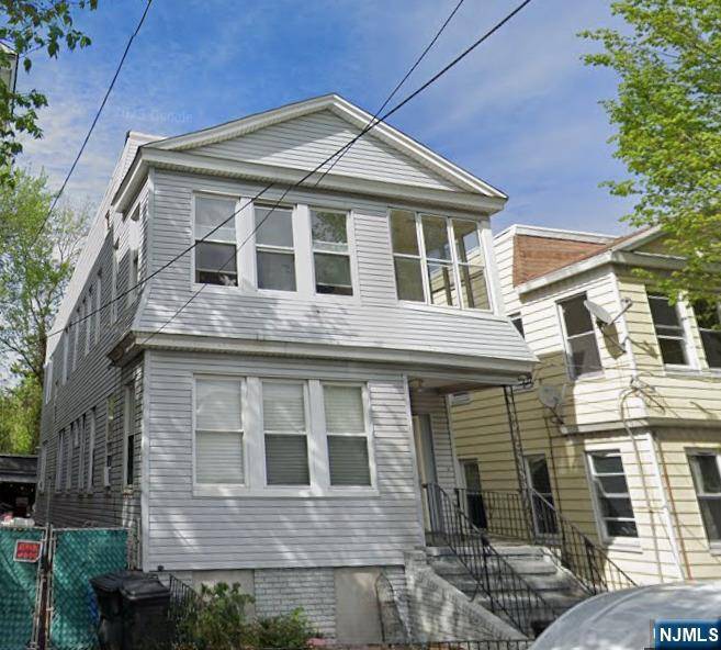 33 Rose TER, Newark, NJ 07108