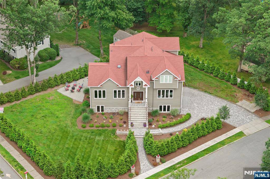 186 Alps RD, Wayne, NJ 07470