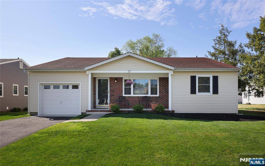 77 Westbrook DR, Toms River, NJ 08757