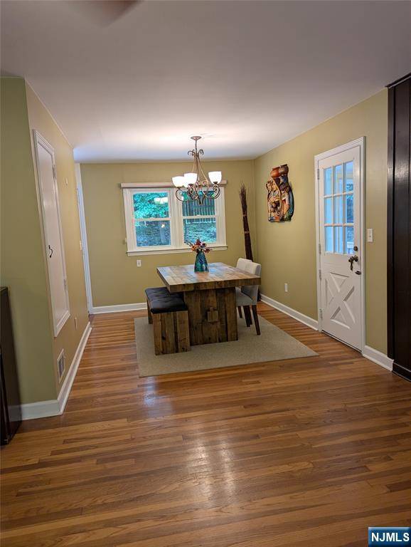 Hillsdale, NJ 07642,221 Oakridge RD