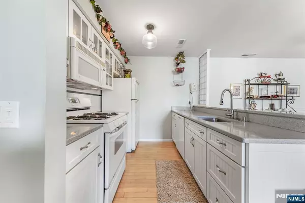 Montville Township, NJ 07045,41 Genoble RD