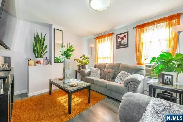 63 Pearl ST, Paterson, NJ 07501