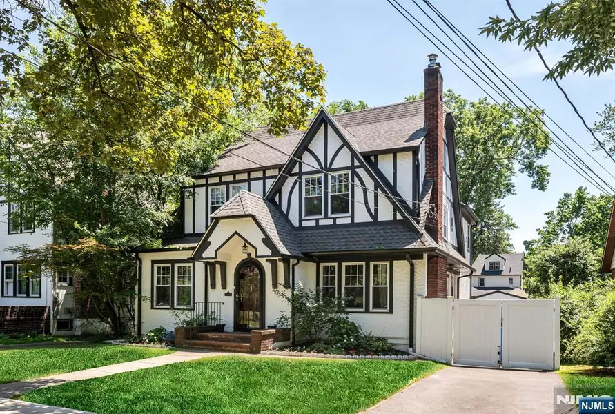 232 W Hudson AVE, Englewood, NJ 07631