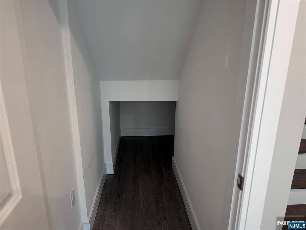 Cliffside Park, NJ 07010,728 West End AVE