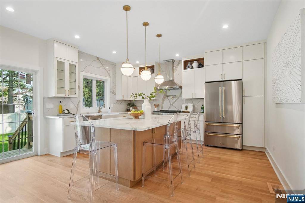 Livingston, NJ 07039,44 N Ashby AVE