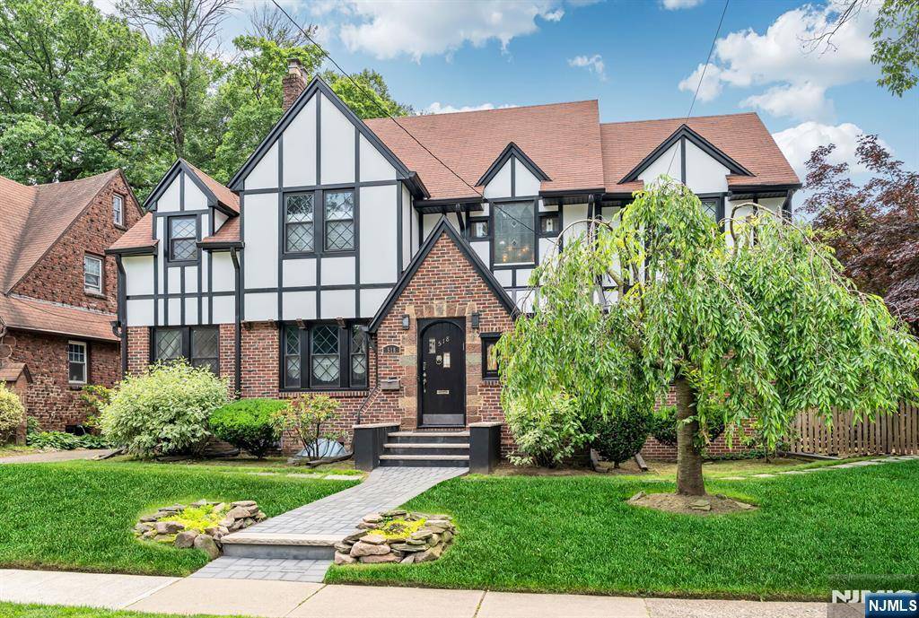 518 Standish RD, Teaneck, NJ 07666