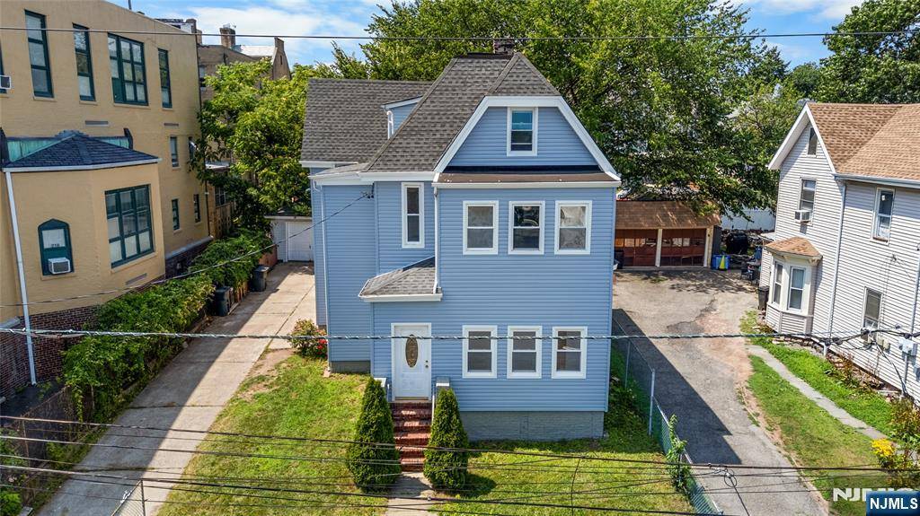 Kearny, NJ 07032,563 Chestnut ST