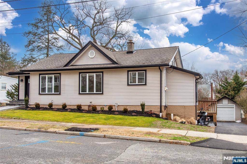 Westwood, NJ 07675,35 Roosevelt AVE