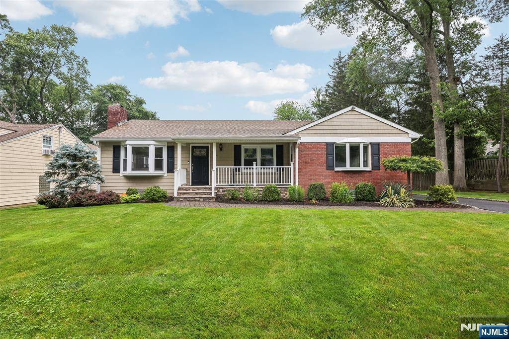 1 Seymour ST, Caldwell, NJ 07006