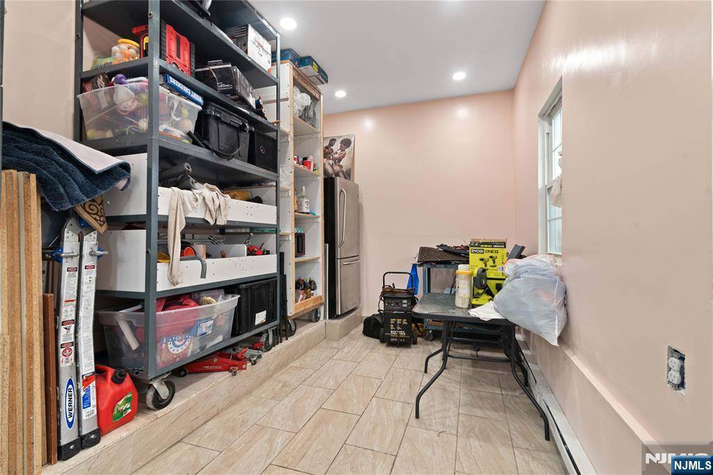 Newark, NJ 07103,578-580 11th ST