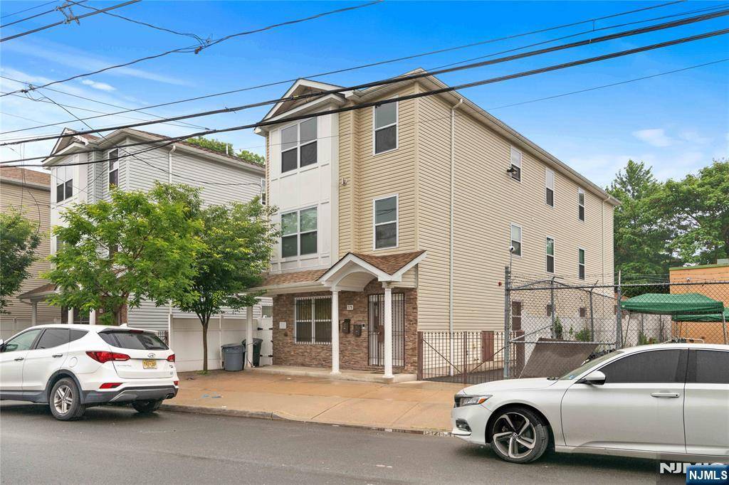 Newark, NJ 07103,578-580 11th ST