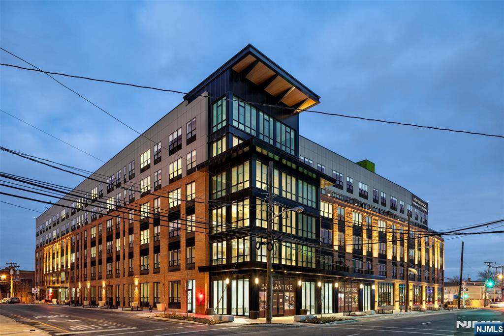 80 Freeman, Newark, NJ 07105
