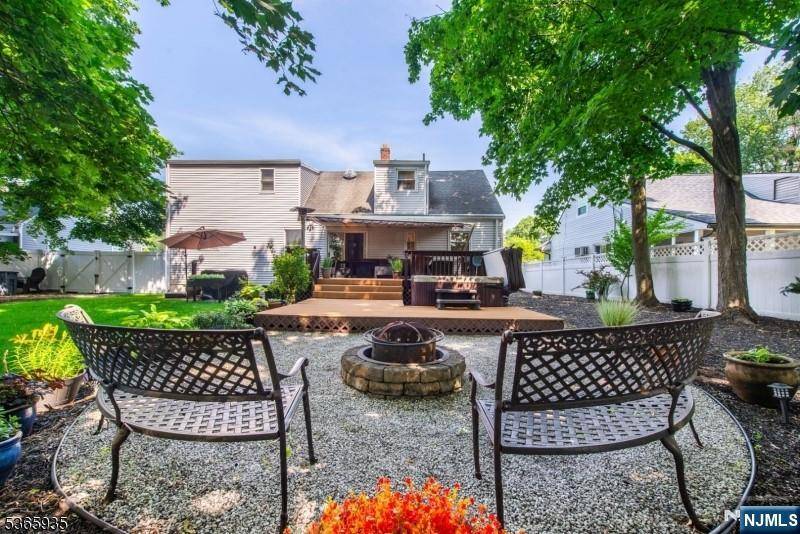 Wayne, NJ 07470,362 Valley RD