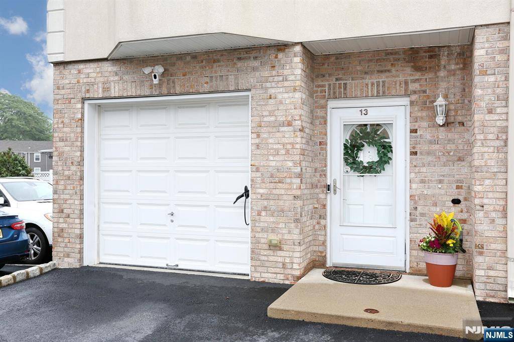 Lodi, NJ 07644,66 Terhune AVE #13