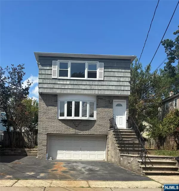 34 Warman ST #1, Montclair, NJ 07042