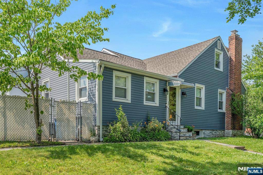 Maywood, NJ 07607,44 E Spring Valley AVE