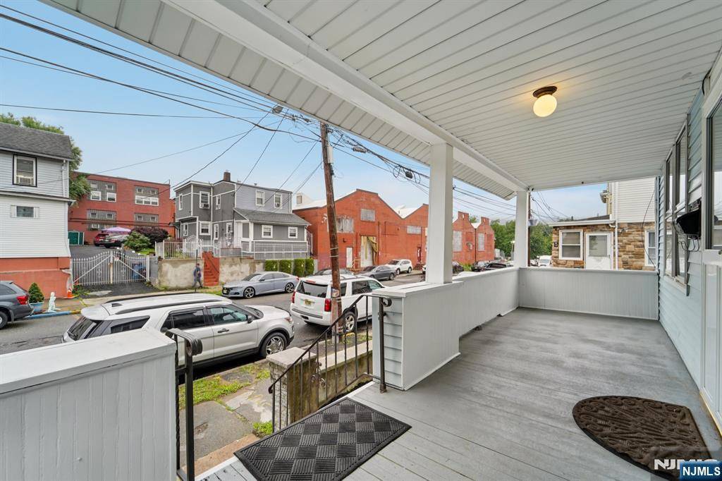 Paterson, NJ 07502,174-176 Albion AVE