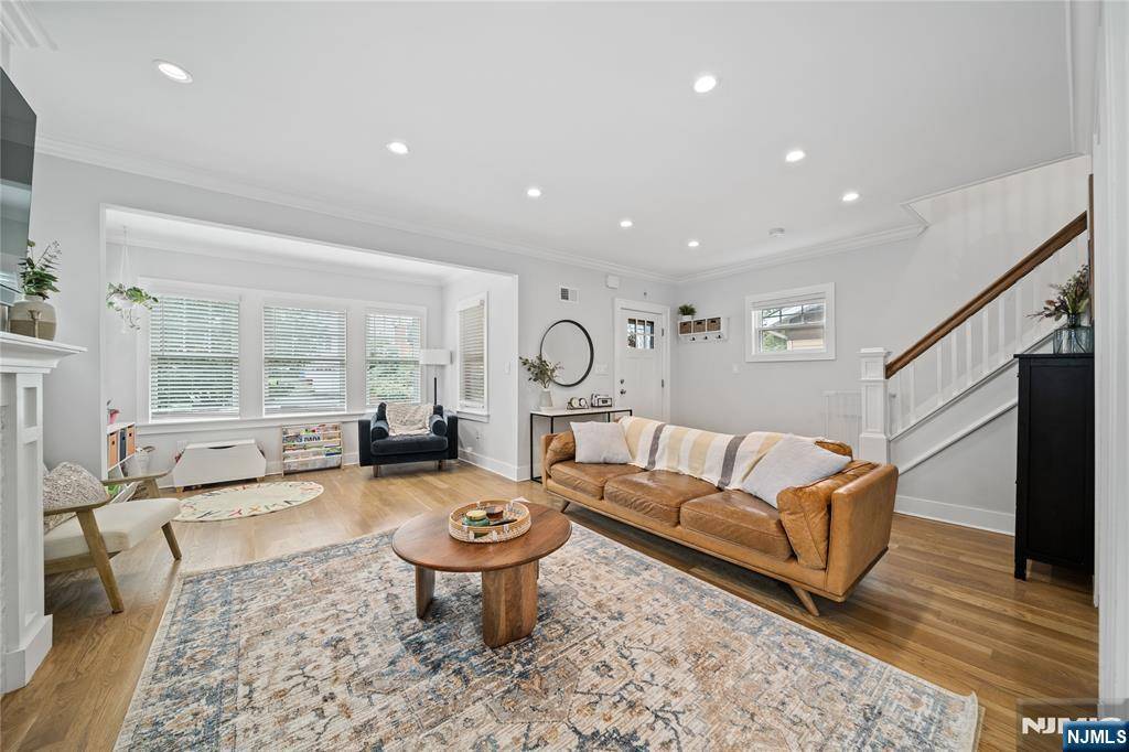 Nutley, NJ 07110,346 Walnut ST