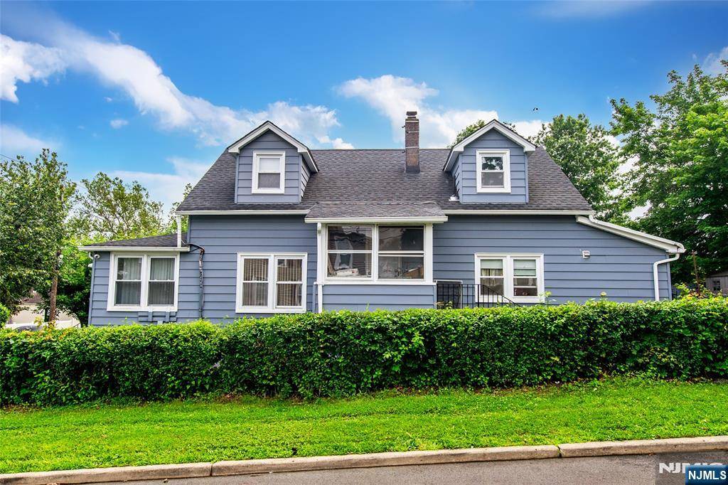 Clifton, NJ 07013,174 Maplewood AVE