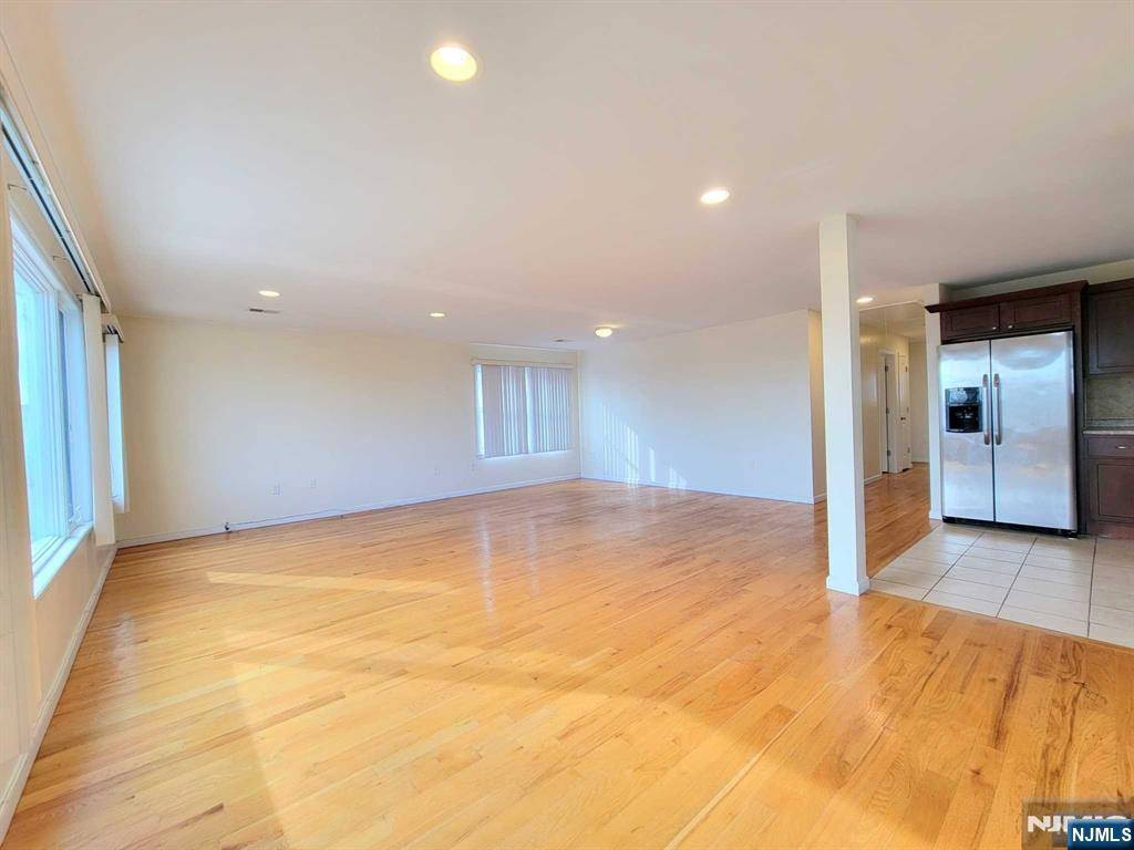 Kearny, NJ 07032,81 Forest #2