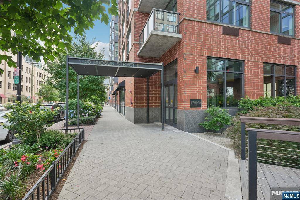 Hoboken, NJ 07030,1400 Hudson ST #418