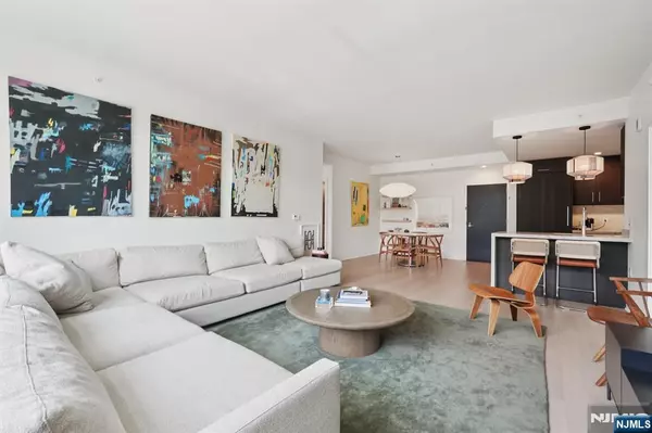Hoboken, NJ 07030,1400 Hudson ST #418